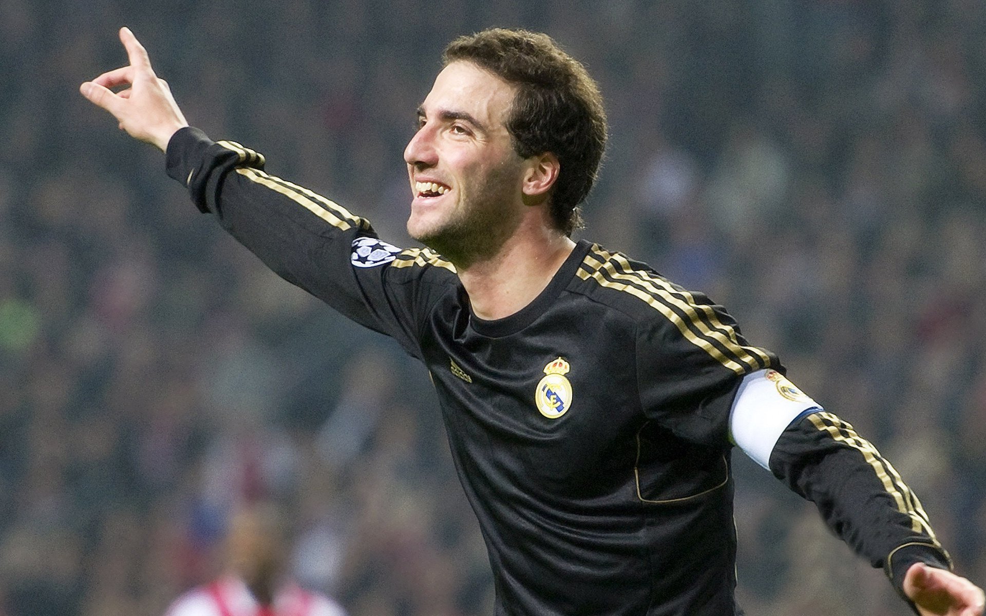 《王者荣耀》年度最强战队出炉，荣耀对决震撼上线，王者荣耀史上最强战队